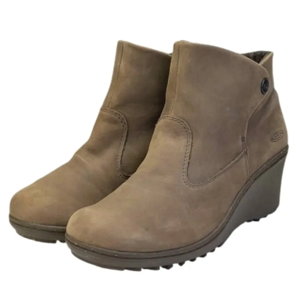 Keen Akita Wedge Boots Size 38.5/ 8 US GUC $145   S3719